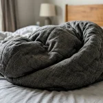Az ölelés effektus vagy az ízületi csapda: milyen hatással van ránk egy nehéz takaró az-oleles-effektus-vagy-az-izuleti-csapda-milyen-hatassal-van.webp.webp